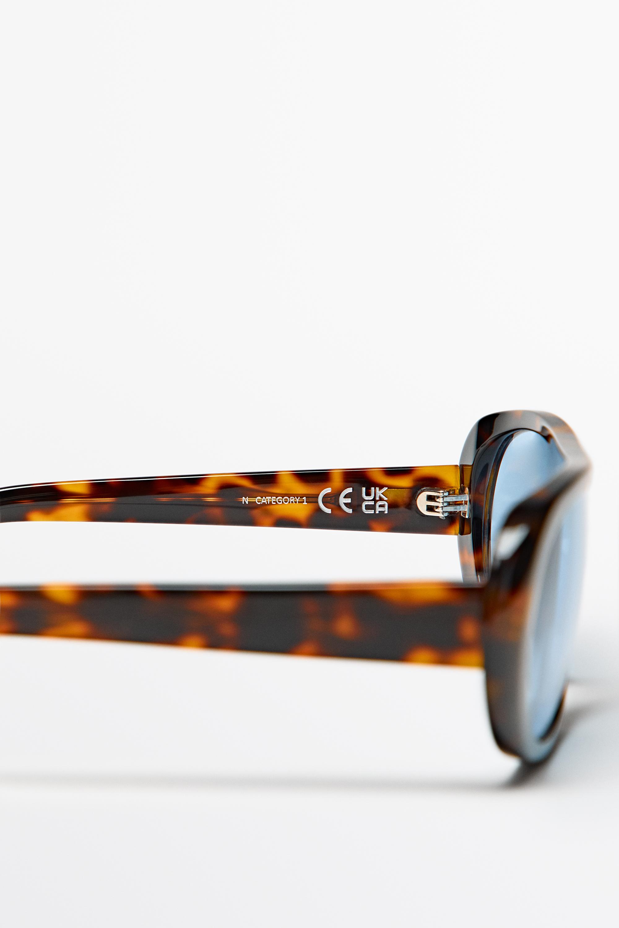 Lunettes de soleil larges effet écaille